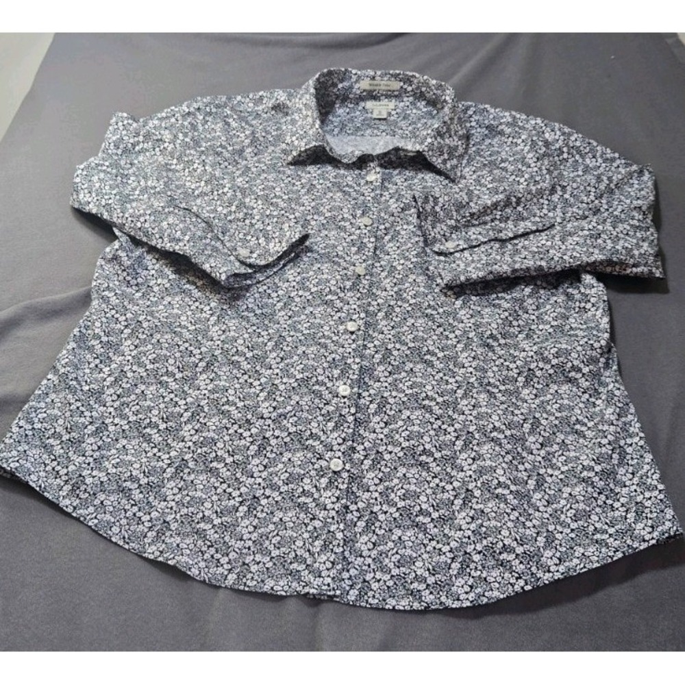 L.L.Bean Women's XL Regular Wrinkle Free Floral Button Down Shirt Black Cotton